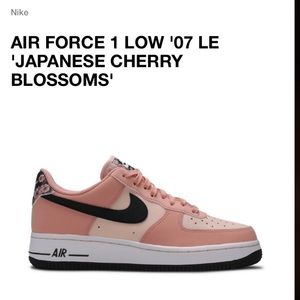 Nike Air Force 1 ‘07 Cherry Blossoms size 10 Men’s